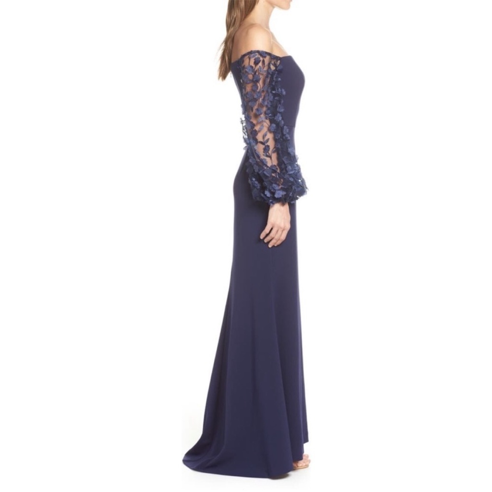 ELIZA J Off The Shoulder 3D Floral Sleeve Navy scuba crepe Blue Gown size 8 - Picture 5 of 13